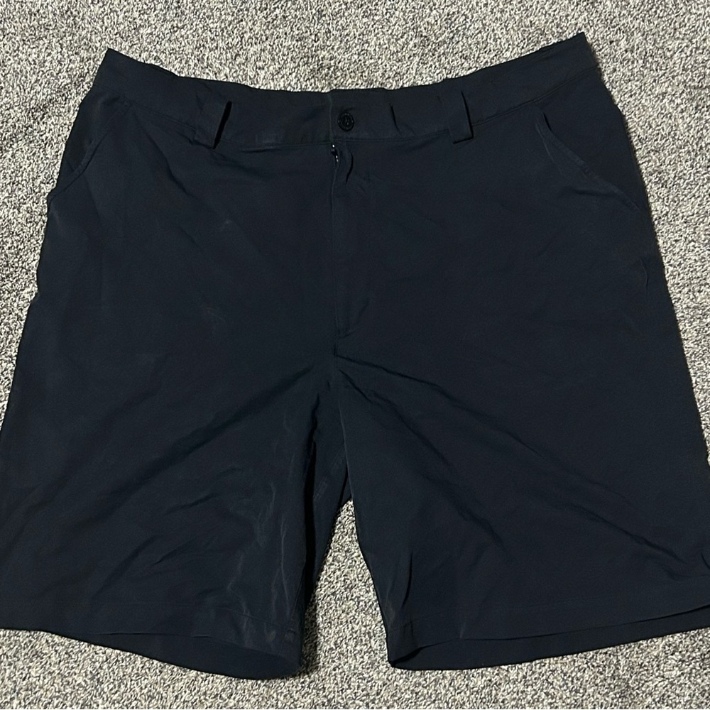 Under Armour Men's Black Golf Shorts